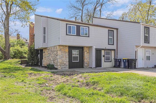 11218-11220 College Avenue, Kansas City, MO 64137