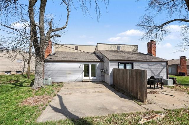 11218-11220 College Avenue, Kansas City, MO 64137