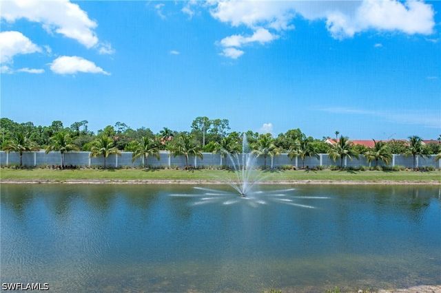 2555 Seychelles DR 407, Naples, FL 34112