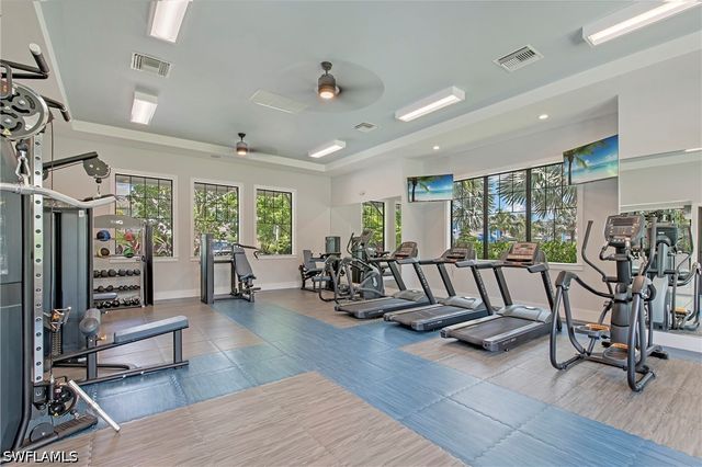 2555 Seychelles DR 407, Naples, FL 34112