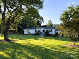 2110 Old Latter Road, Newton, NC 28658