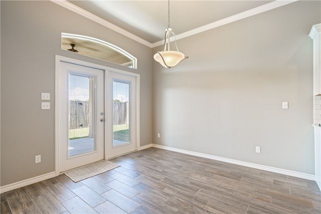 420 Gulfton Dr, Portland, TX 78374