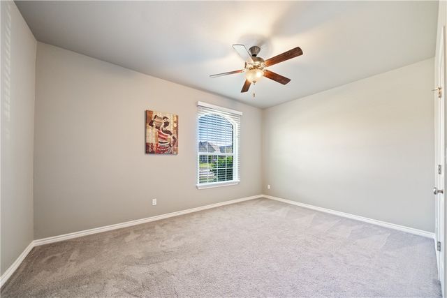 420 Gulfton Dr, Portland, TX 78374