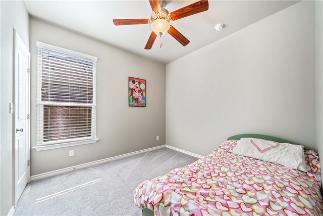 420 Gulfton Dr, Portland, TX 78374