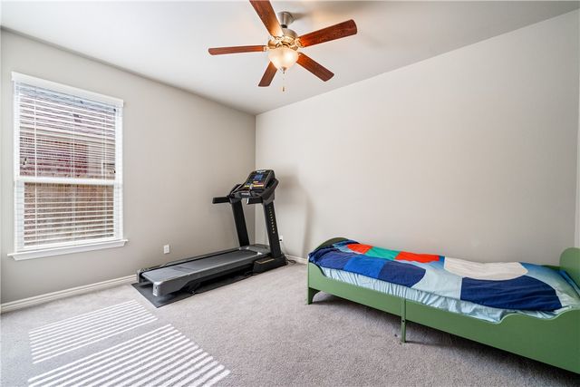 420 Gulfton Dr, Portland, TX 78374