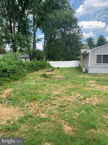 2246 N WEST AVE, Vineland, NJ 08360