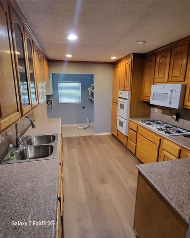 4971 Brigadoon Lane, Dallas, TX 75216