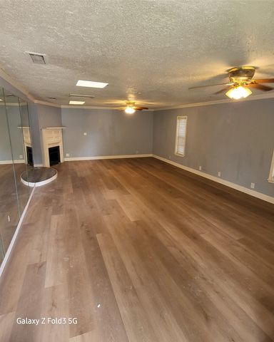 4971 Brigadoon Lane, Dallas, TX 75216
