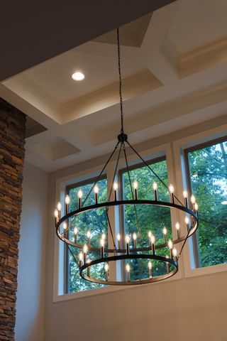 7567 Hallows Dr, Nashville, TN 37221