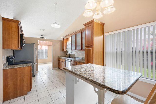 719 Majestic Prince Court, Crestview, FL 32539