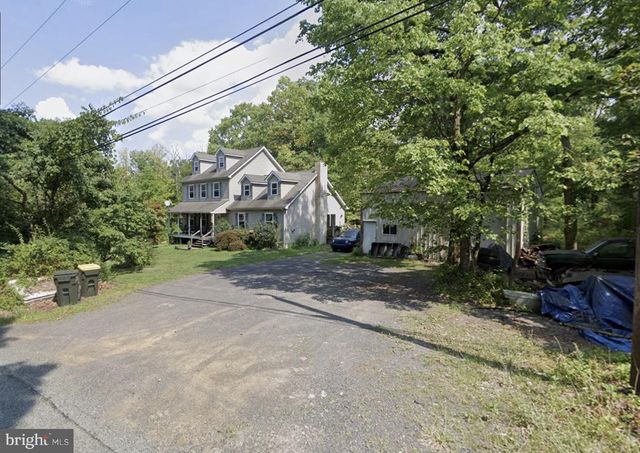 1086 BRIDGETON HILL RD, Upper Black Eddy, PA 18972