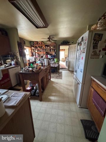 1086 BRIDGETON HILL RD, Upper Black Eddy, PA 18972