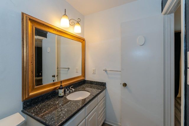 5975 Meadow Way, Beaumont, TX 77707