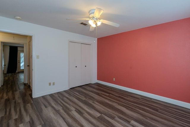 5975 Meadow Way, Beaumont, TX 77707