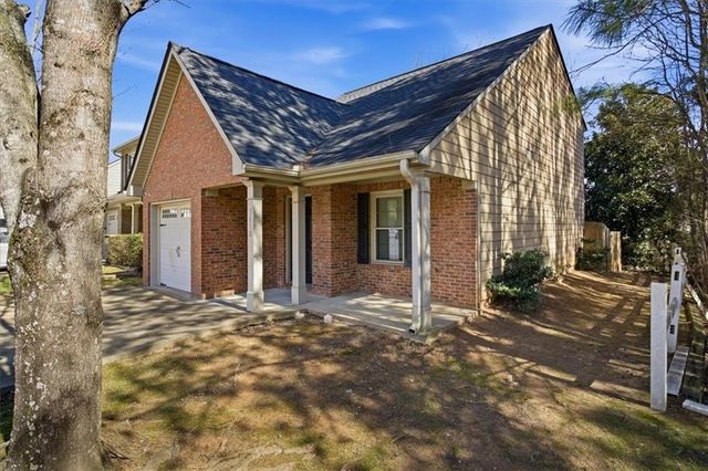 3018 Broadleaf Trail, Fairburn, GA 30213