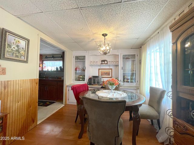 164 W MORRIS Drive, Queen Valley, AZ 85118