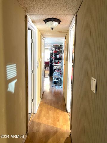 164 W MORRIS Drive, Queen Valley, AZ 85118