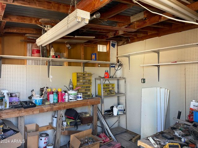 164 W MORRIS Drive, Queen Valley, AZ 85118