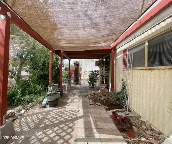 164 W MORRIS Drive, Queen Valley, AZ 85118