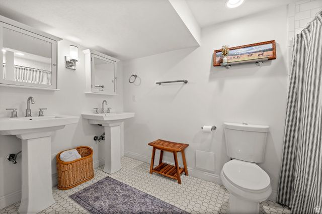 5444 S WAYMAN LN, Holladay, UT 84117