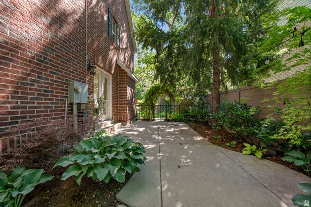 5444 S WAYMAN LN, Holladay, UT 84117