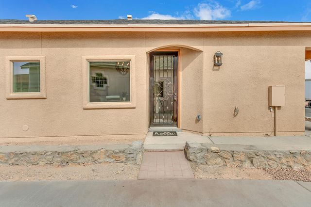 14333 Tobe Davis Drive, Horizon City, TX 79928