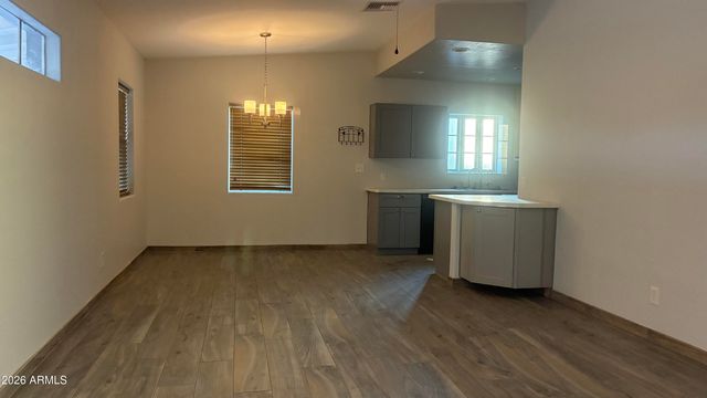 2336 W ORANGE Drive, Phoenix, AZ 85015