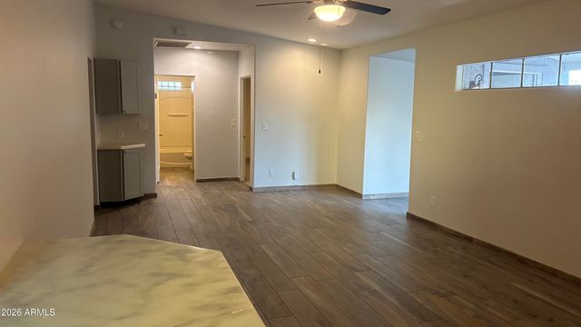 2336 W ORANGE Drive, Phoenix, AZ 85015