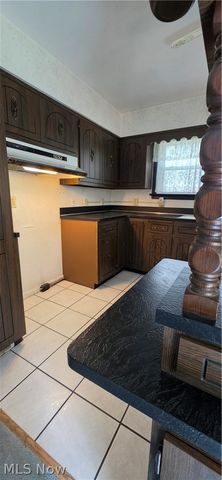 10017 W Ridgewood Drive, Parma Heights, OH 44130