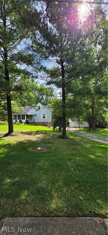 10017 W Ridgewood Drive, Parma Heights, OH 44130