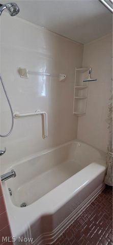 10017 W Ridgewood Drive, Parma Heights, OH 44130