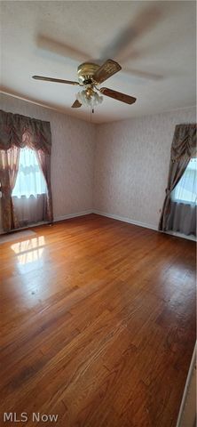 10017 W Ridgewood Drive, Parma Heights, OH 44130
