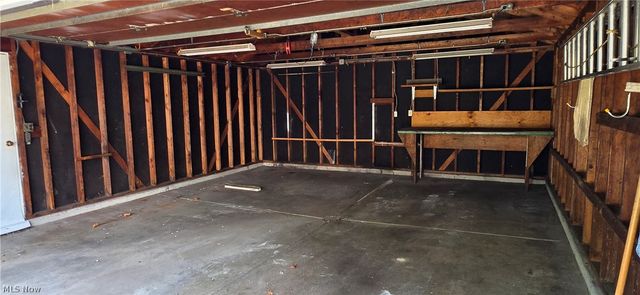 10017 W Ridgewood Drive, Parma Heights, OH 44130