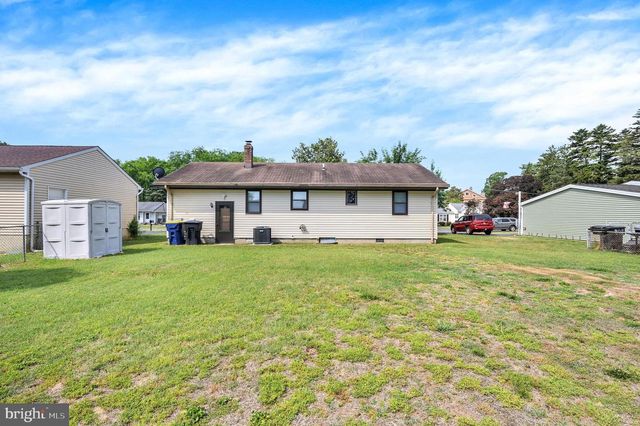 511 SUNSET DR, Dover, DE 19901