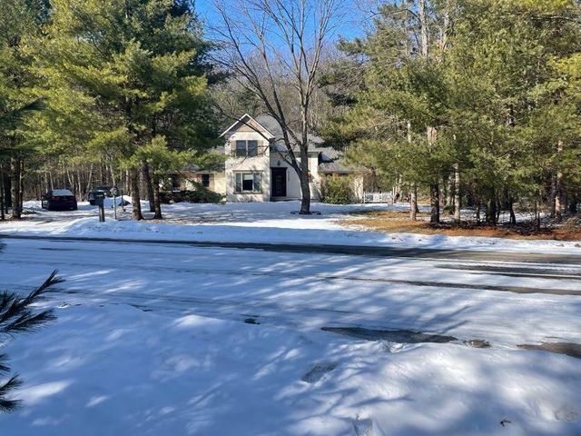 9086 Forest Pines Drive, Mecosta, MI 49332