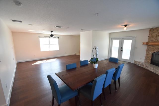 2918 10TH STREET N, St Petersburg, FL 33704