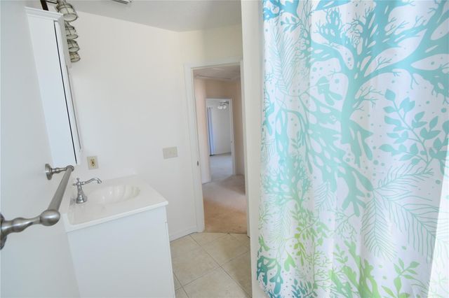 2918 10TH STREET N, St Petersburg, FL 33704