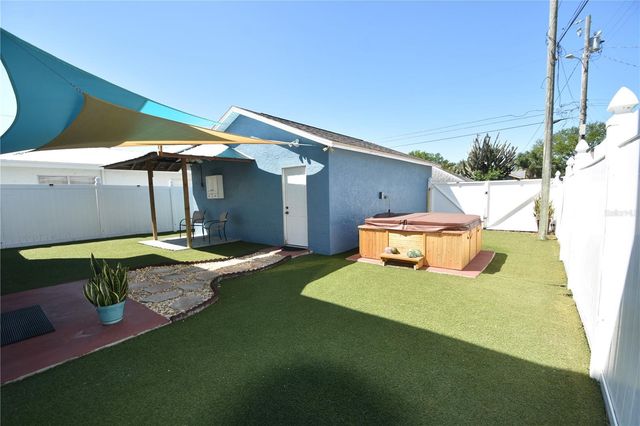 2918 10TH STREET N, St Petersburg, FL 33704