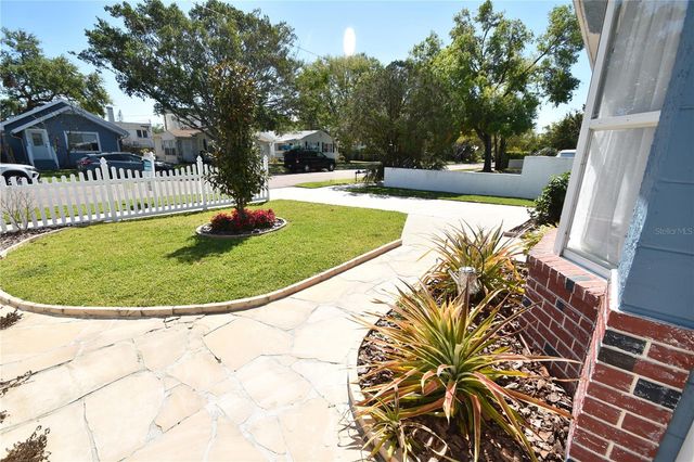 2918 10TH STREET N, St Petersburg, FL 33704