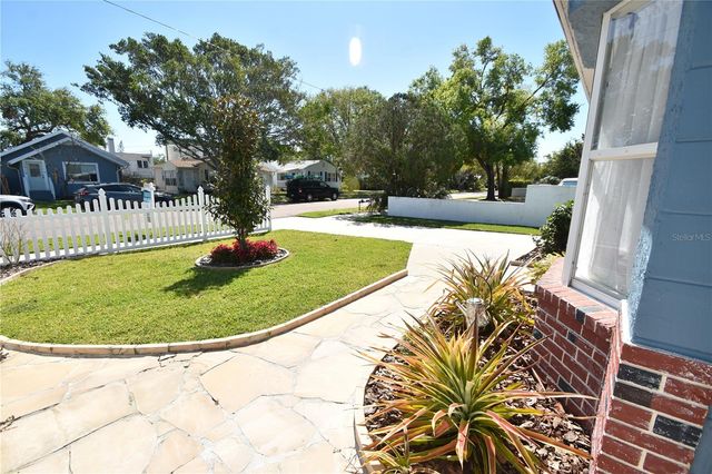 2918 10TH STREET N, St Petersburg, FL 33704