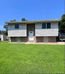 135 Central Avenue, Granite City, IL 62040