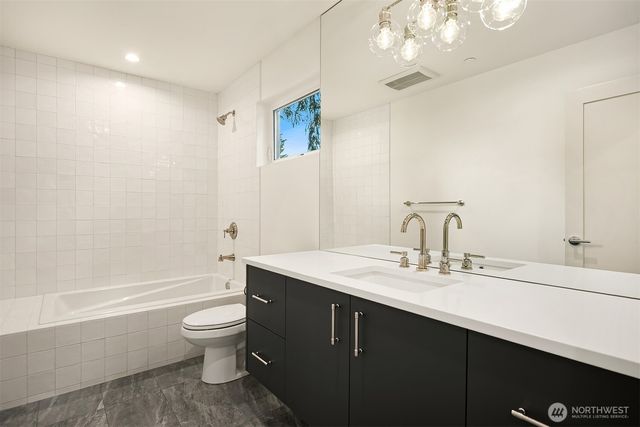 12249 NE 66TH Street, Kirkland, WA 98033