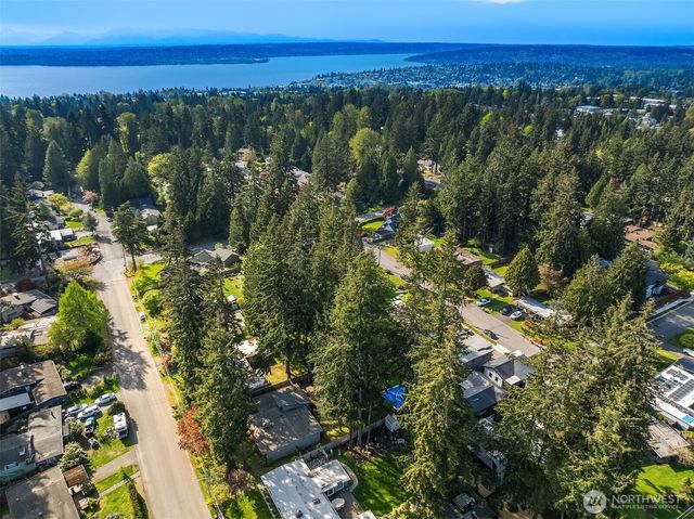 12249 NE 66TH Street, Kirkland, WA 98033