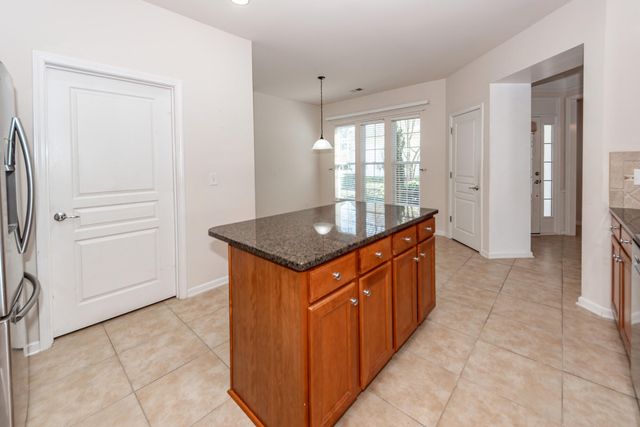 109 Schooner Bend Avenue, Summerville, SC 29486