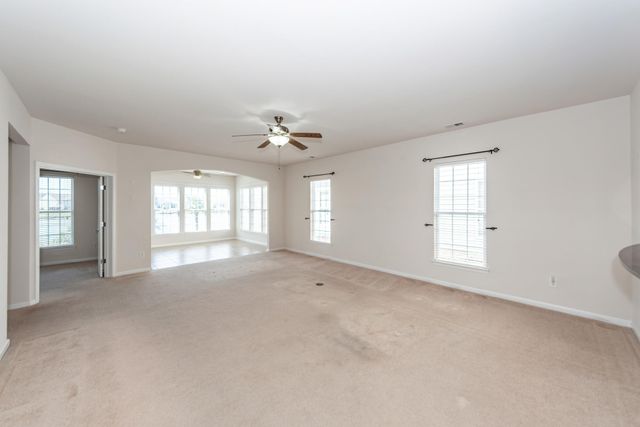 109 Schooner Bend Avenue, Summerville, SC 29486