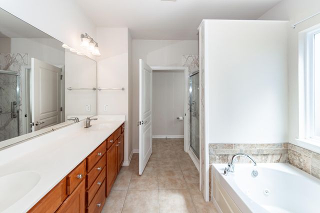 109 Schooner Bend Avenue, Summerville, SC 29486