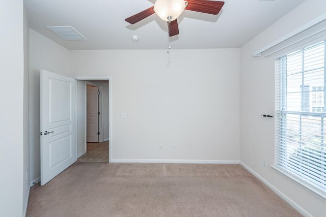 109 Schooner Bend Avenue, Summerville, SC 29486