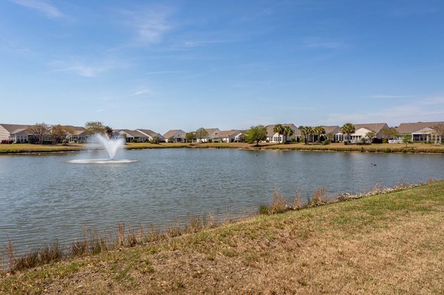 109 Schooner Bend Avenue, Summerville, SC 29486