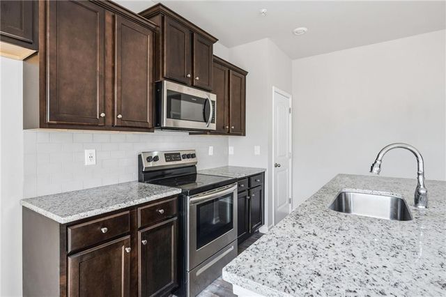 2114 Prichard Park Drive, Kennesaw, GA 30144