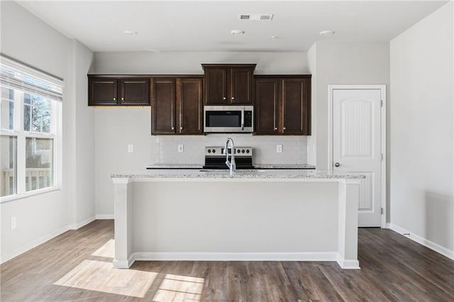 2114 Prichard Park Drive, Kennesaw, GA 30144